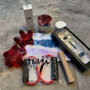 Body Treatments and Tools Gift Set